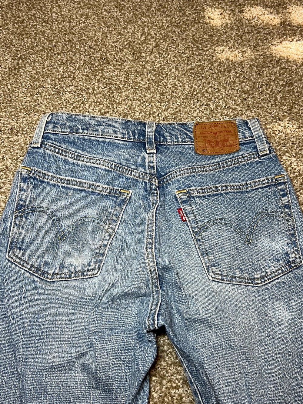 Levi's Classic Straight Blue Jeans - Picture 2 of 5